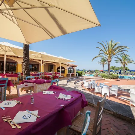 Th - Liscia Eldi Village 假日公园 4*