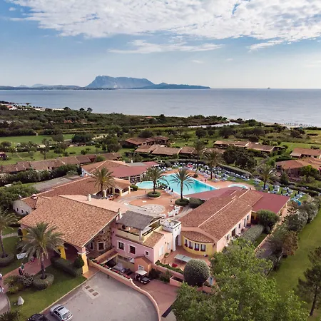 منتزه العطل Th - Liscia Eldi Village 4*