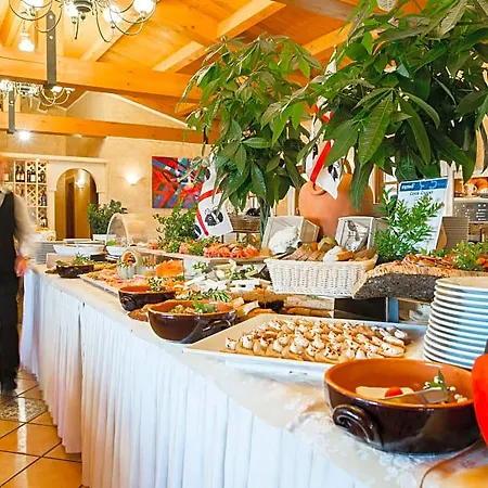 פארק נופש Th - Liscia Eldi Village 4*